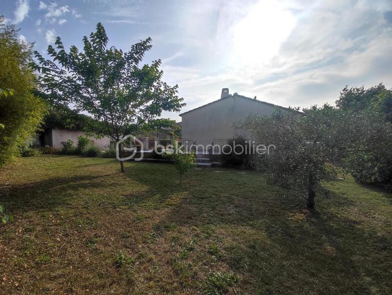 Villa - 100 m² - 5 pièces