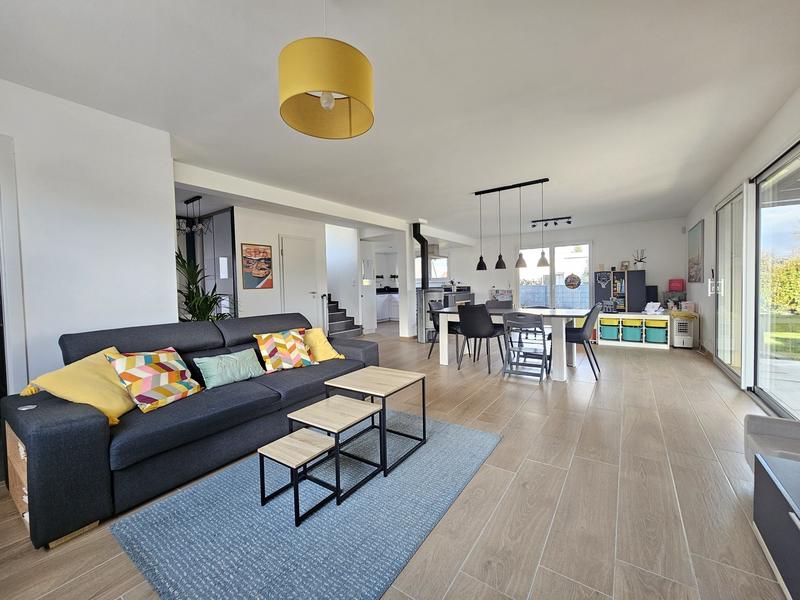 Maison - 130 m² - 5 pièces