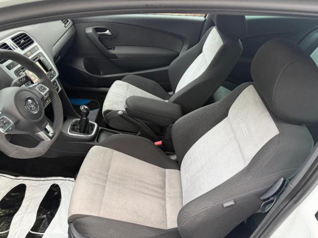 Volkswagen Polo 2.0 Tsi 220 R Wrc