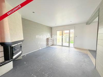 Maison - 94 m² - 6 pièces