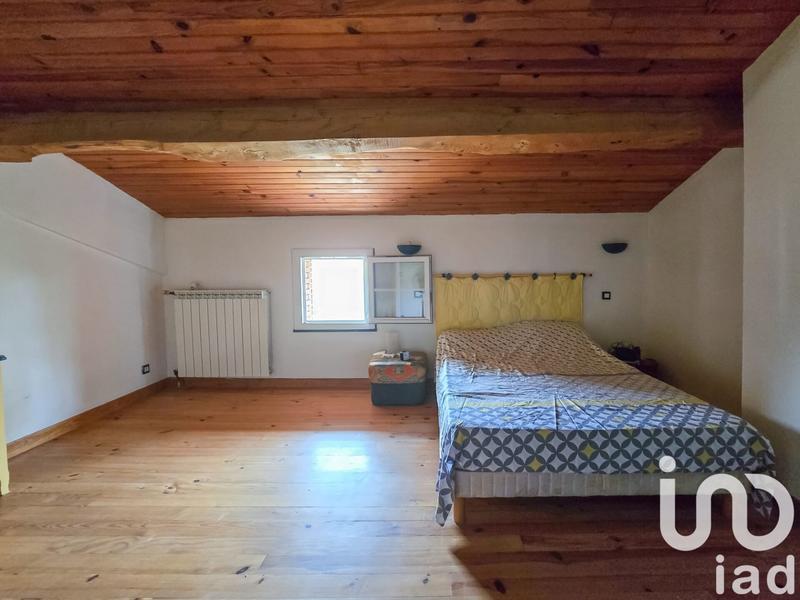 Maison - 260 m² - 6 pièces