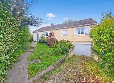 Maison - 88 m² - 3 pièces