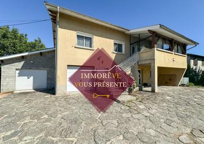 Maison - 124 m² - 4 pièces