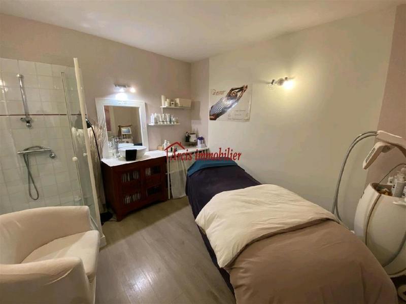 Local commercial - 55 m² - 4 pièces