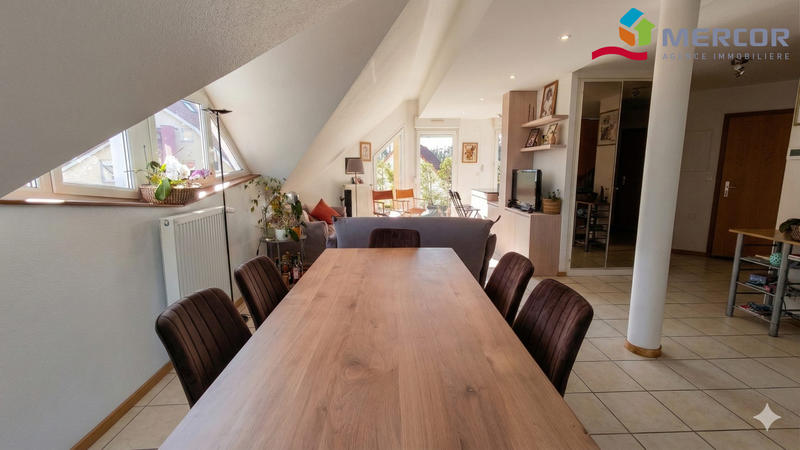 Appartement - 94 m² - 4 pièces