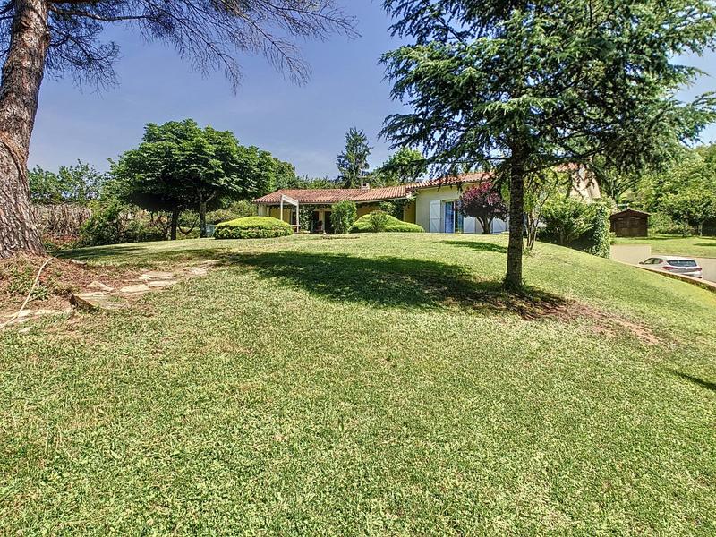 Maison traditionnelle - 156 m² - 5 pièces