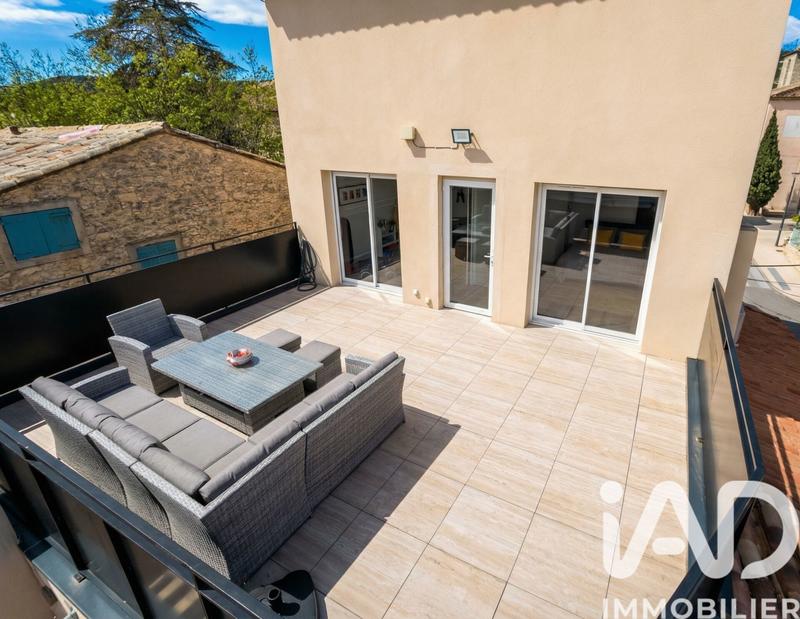 Maison de village - 100 m² - 4 pièces