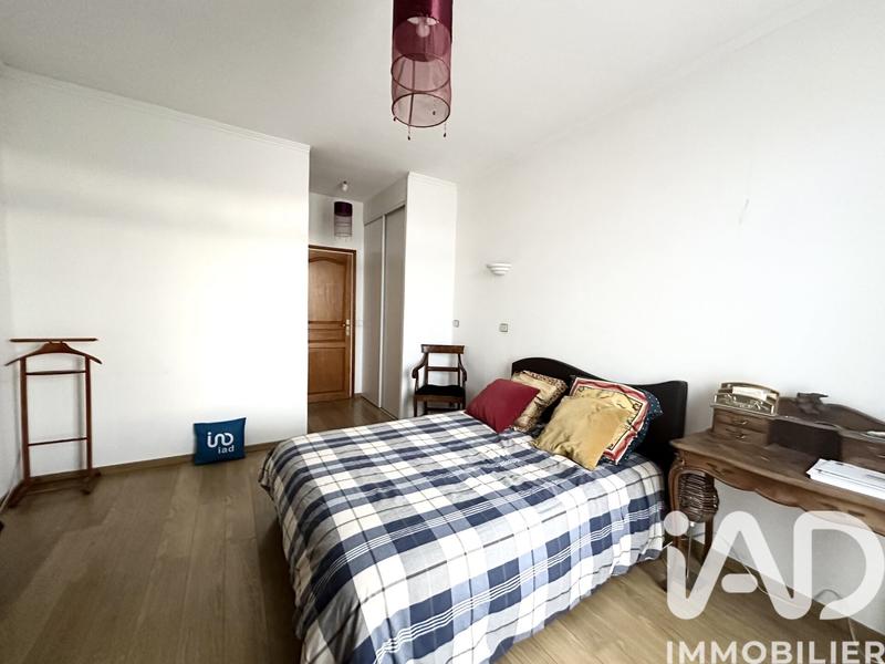 Maison - 200 m² - 7 pièces