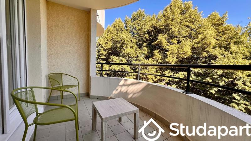 Chambre - 9 m² - 1 pièce