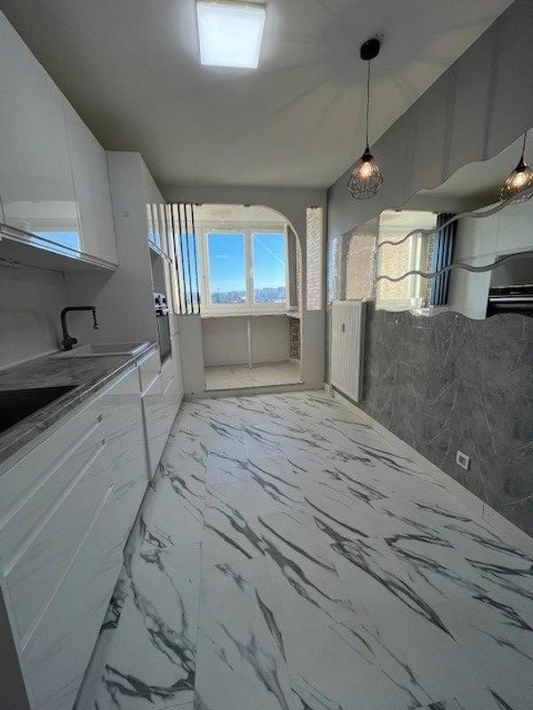 Appartement - 86 m² - 4 pièces