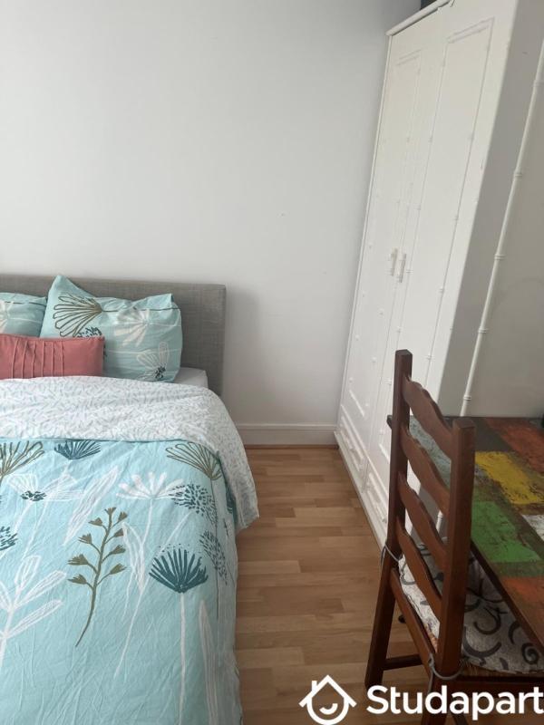 Chambre - 9 m² - 1 pièce