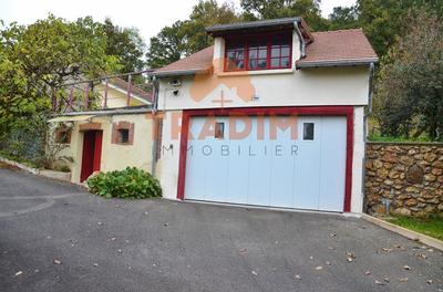 Maison - 144 m² - 6 pièces