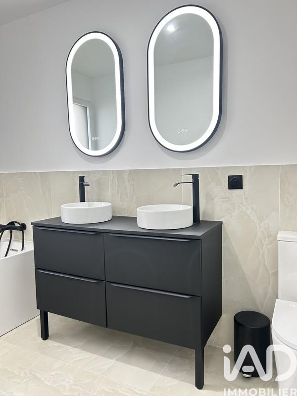 Maison - 125 m² - 7 pièces