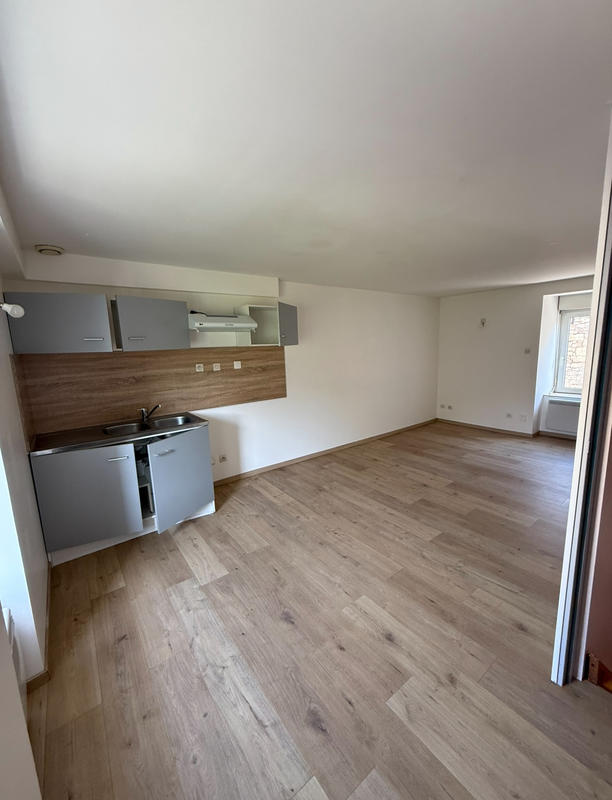 Maison - 175 m² - 9 pièces