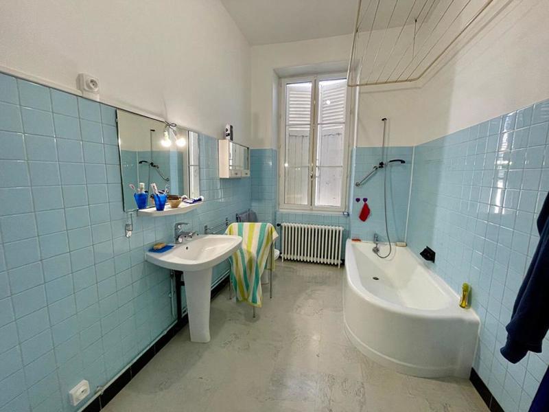 Immeuble - 312 m² - 12 pièces