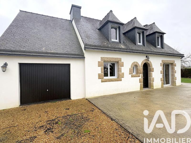 Maison - 177 m² - 6 pièces