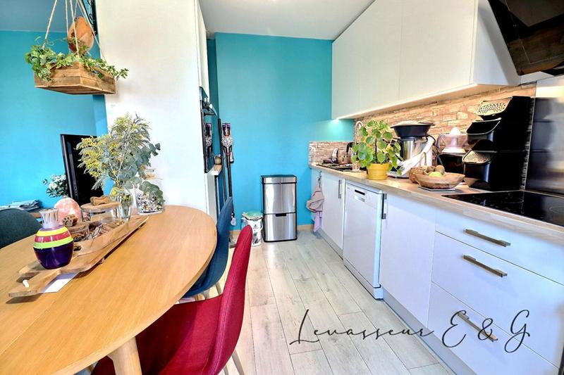 Maison - 64 m² - 5 pièces