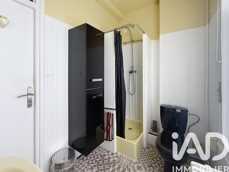 Maison - 291 m² - 12 pièces