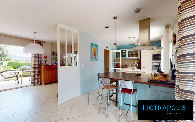 Maison - 154 m² - 5 pièces