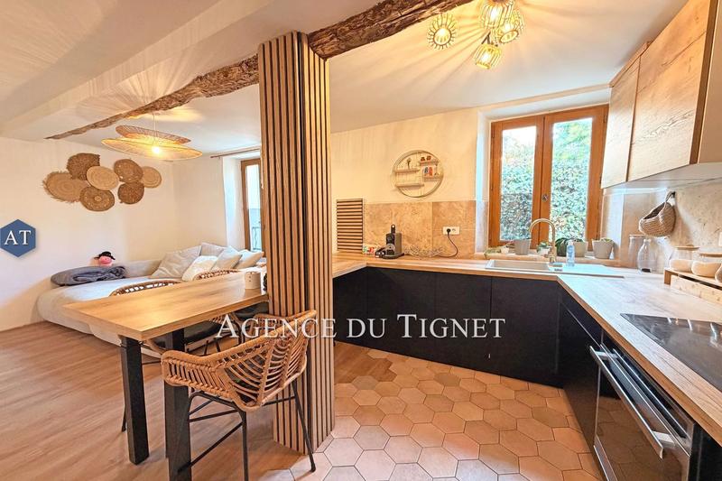 Maison - 80 m² - 5 pièces