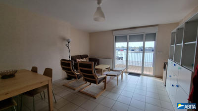Appartement - 77 m² - 3 pièces