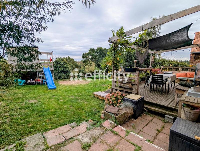 Maison - 93 m² - 4 pièces