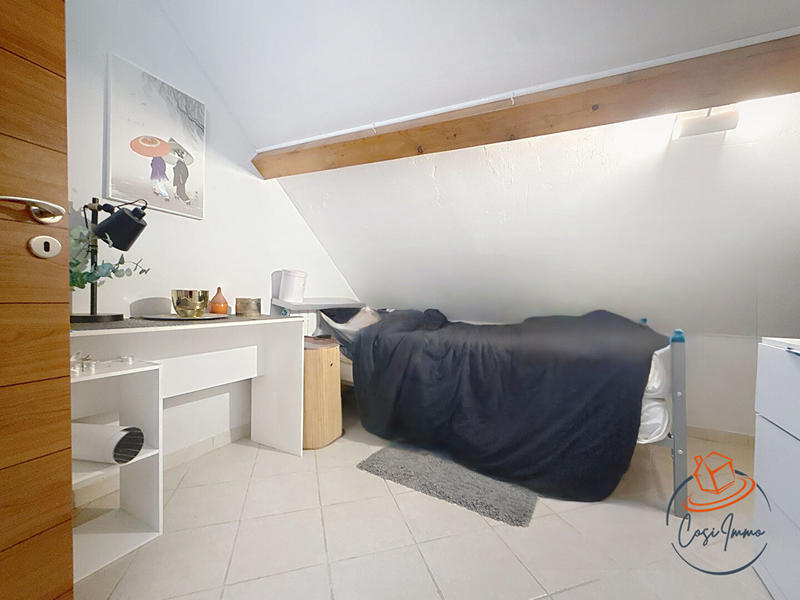 Maison - 210 m² - 8 pièces