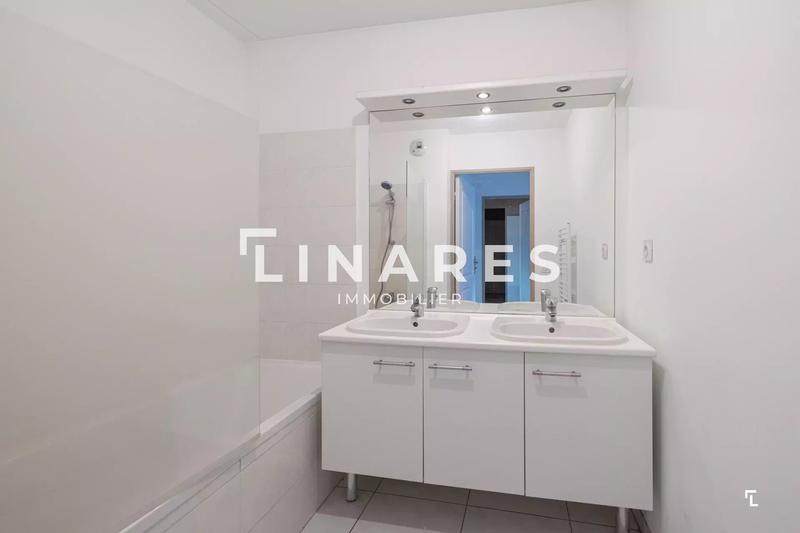 Appartement - 92 m² - 4 pièces