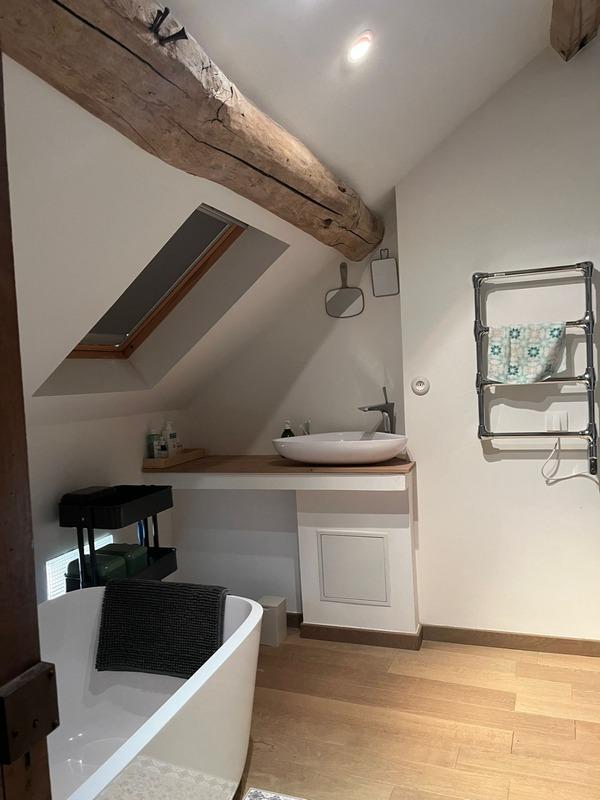 Maison en pierre - 137 m² - 7 pièces