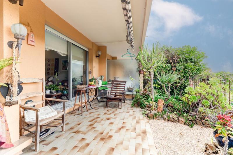 Appartement - 86 m² - 2 pièces