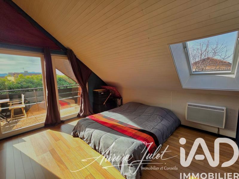 Maison - 186 m² - 8 pièces