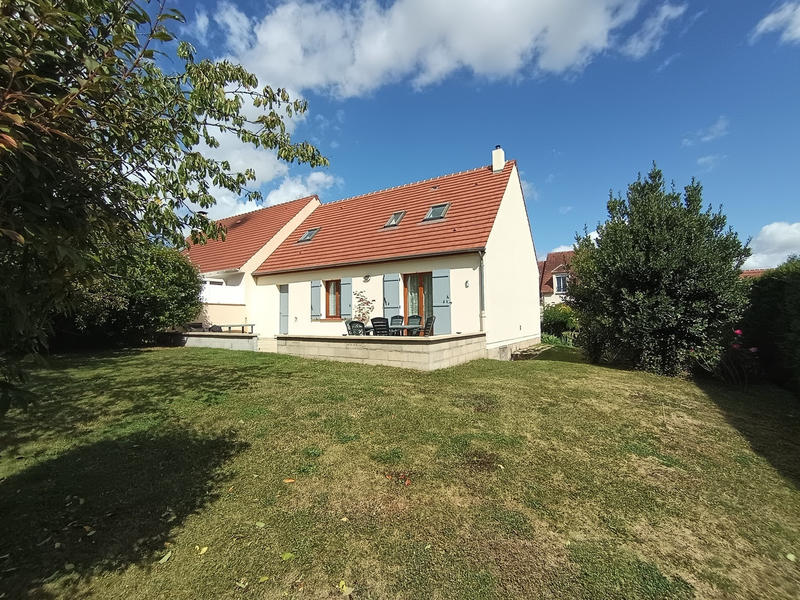 Maison - 79 m² - 6 pièces