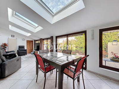 Maison - 176 m² - 6 pièces