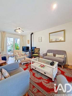 Maison - 95 m² - 4 pièces