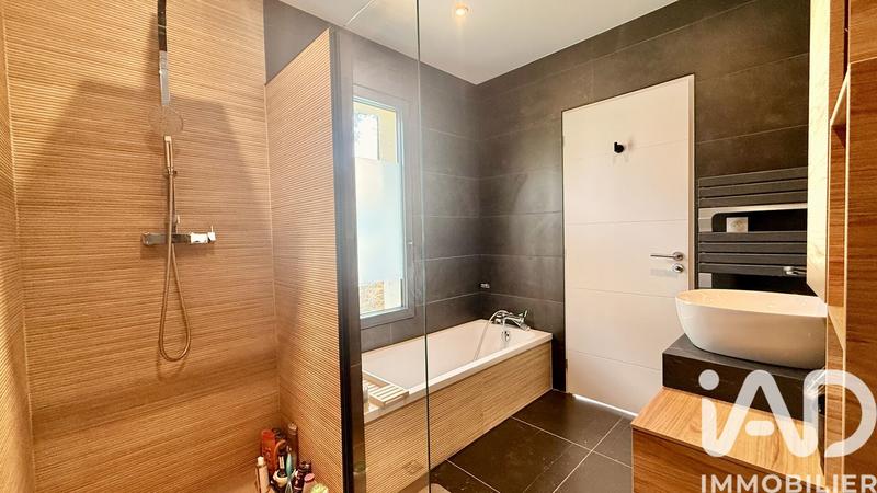 Maison de maîtres - 146 m² - 6 pièces