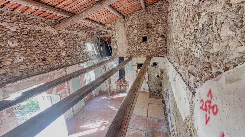 Maison - 437 m² - 12 pièces