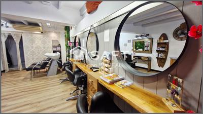 Local commercial - 35 m² - 2 pièces