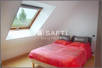 Maison - 94 m² - 6 pièces