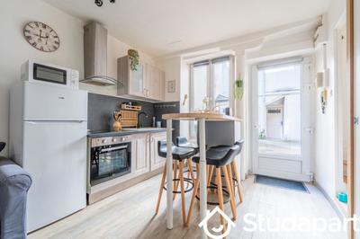 Chambre - 14 m² - 1 pièce