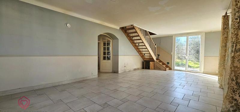 Maison - 145 m² - 8 pièces