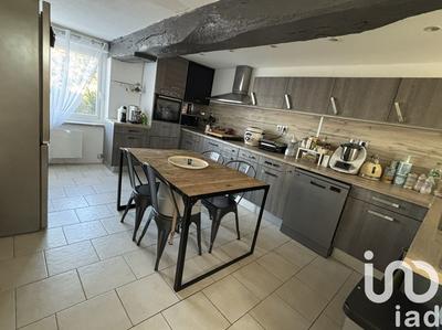 Maison - 98 m² - 4 pièces