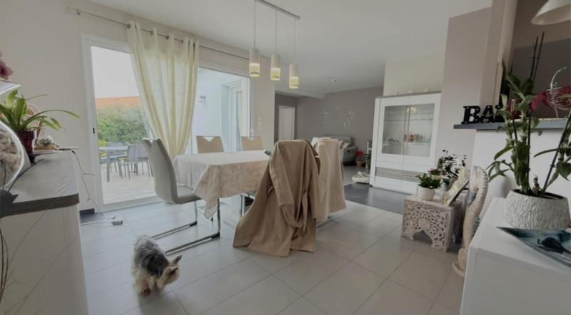 Maison - 110 m² - 5 pièces