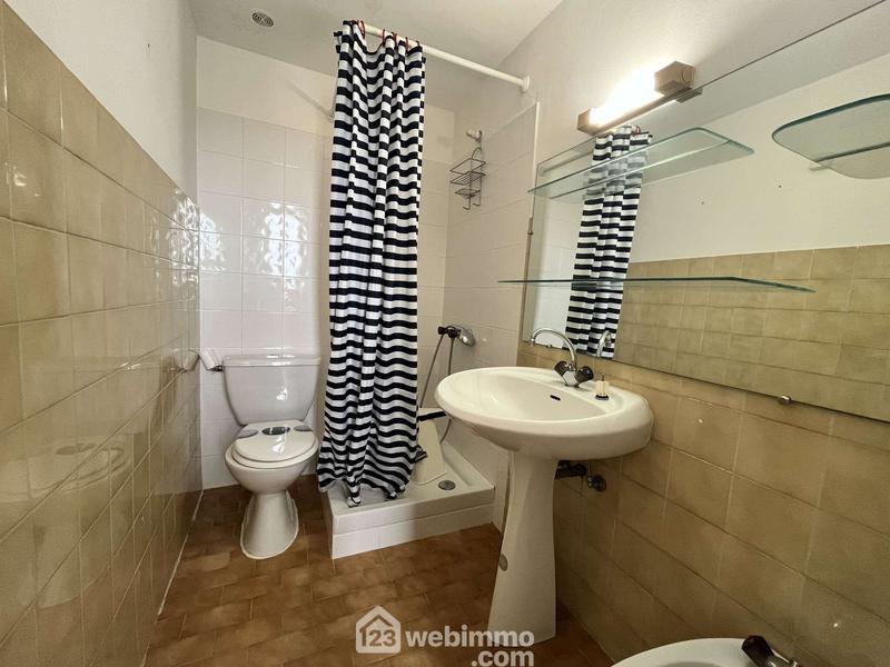 Maison - 172 m² - 9 pièces