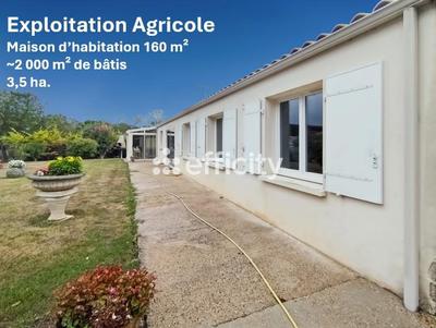 Maison - 159 m² - 6 pièces