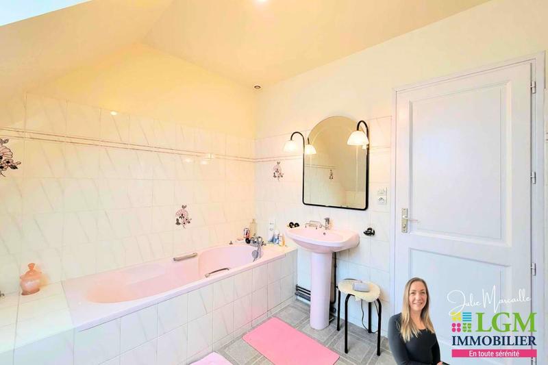 Maison - 190 m² - 5 pièces