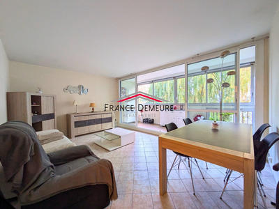 Appartement - 69 m² - 3 pièces