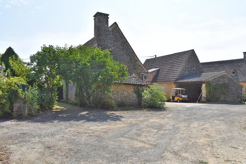 Maison - 187 m² - 10 pièces