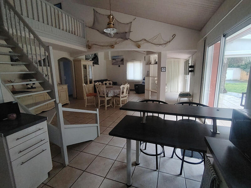 Maison - 134 m² - 6 pièces