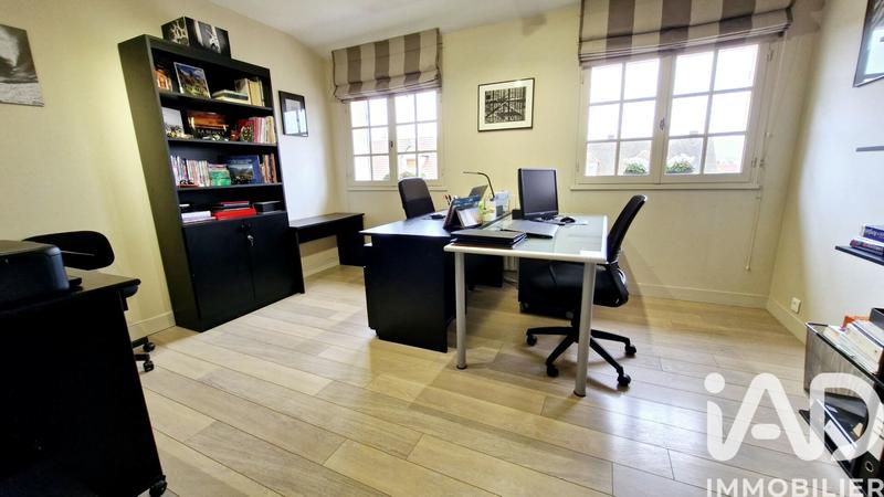 Maison - 169 m² - 7 pièces