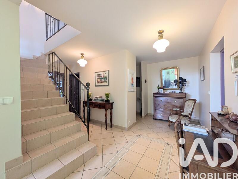 Maison de maîtres - 140 m² - 5 pièces